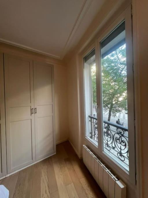 Charmant Appartement Alesia パリ エクステリア 写真