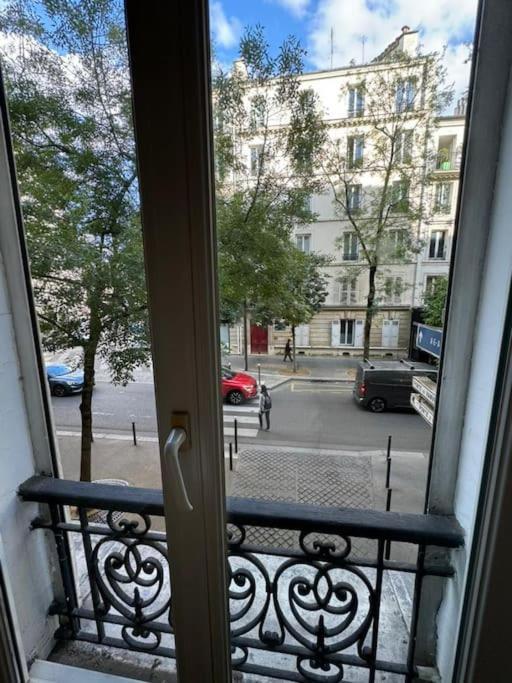 Charmant Appartement Alesia パリ エクステリア 写真